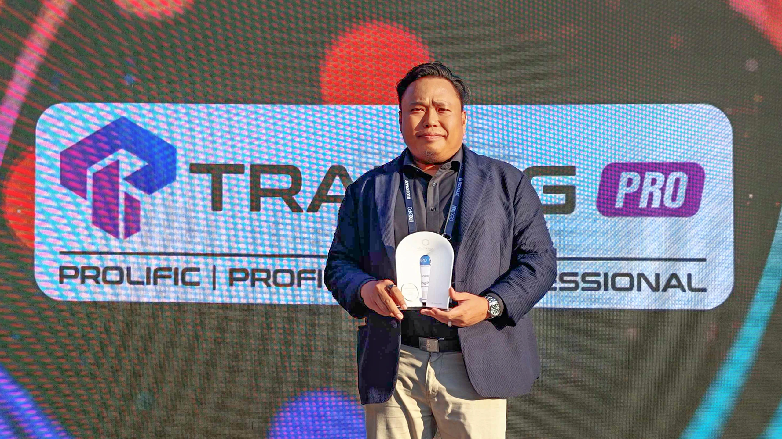 TradingPRO meraih pengakuan di UF Awards, mempertegas dedikasi perusahaan terhadap standar profesionalisme dan inovasi di dunia trading.